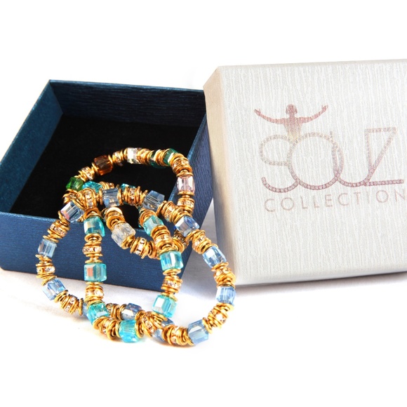 3 Sets of Crystal Multicolor Glass Cube Bracelet - Picture 6 of 6